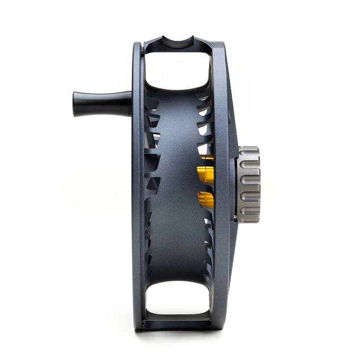 Liquid Max 10 Reel cadet flugrulle från Lamson med kraftfull design