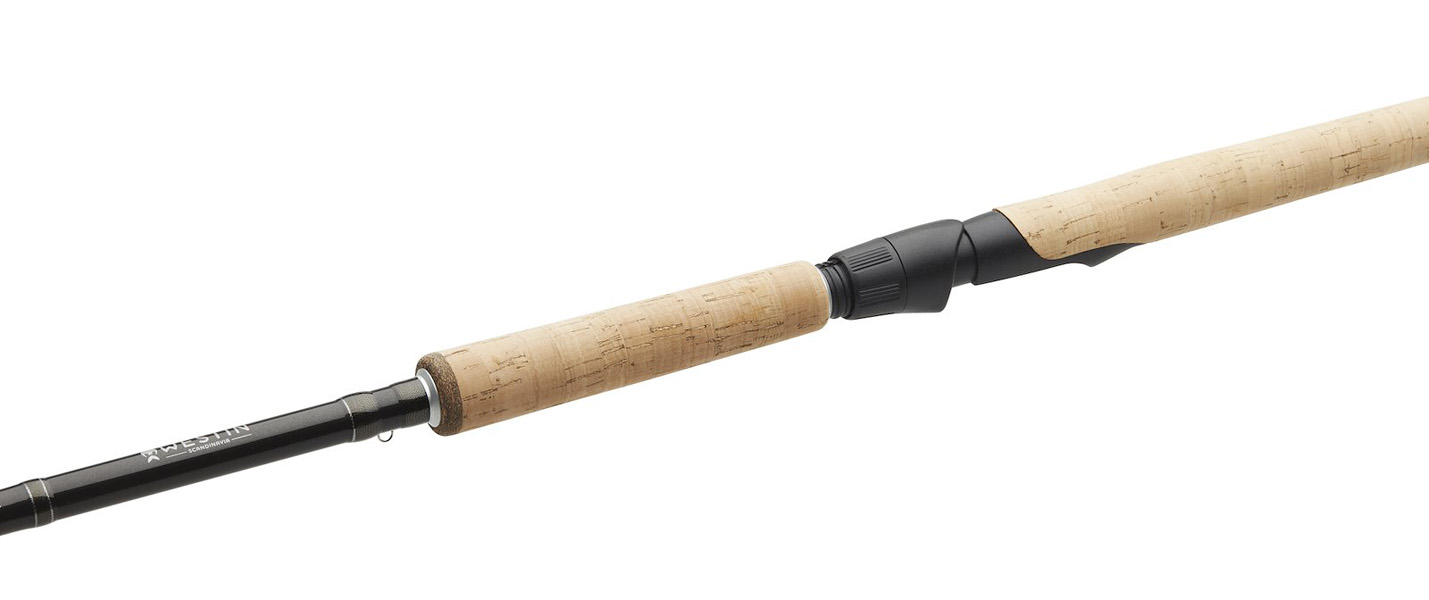 Westin W2 Salmon 11 fot haspelspö redo för laxfiske vid strömmande älv