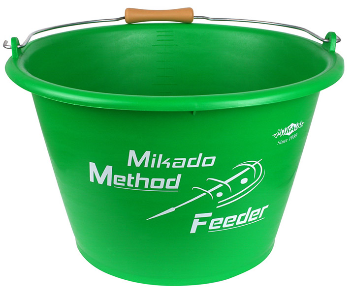 Mikado Bucket/Hink Method Feeder 17 liter Green, {pageDocumentTitle}. Ett bra fiskeredskap levererad från våra butiker i Värmland.
